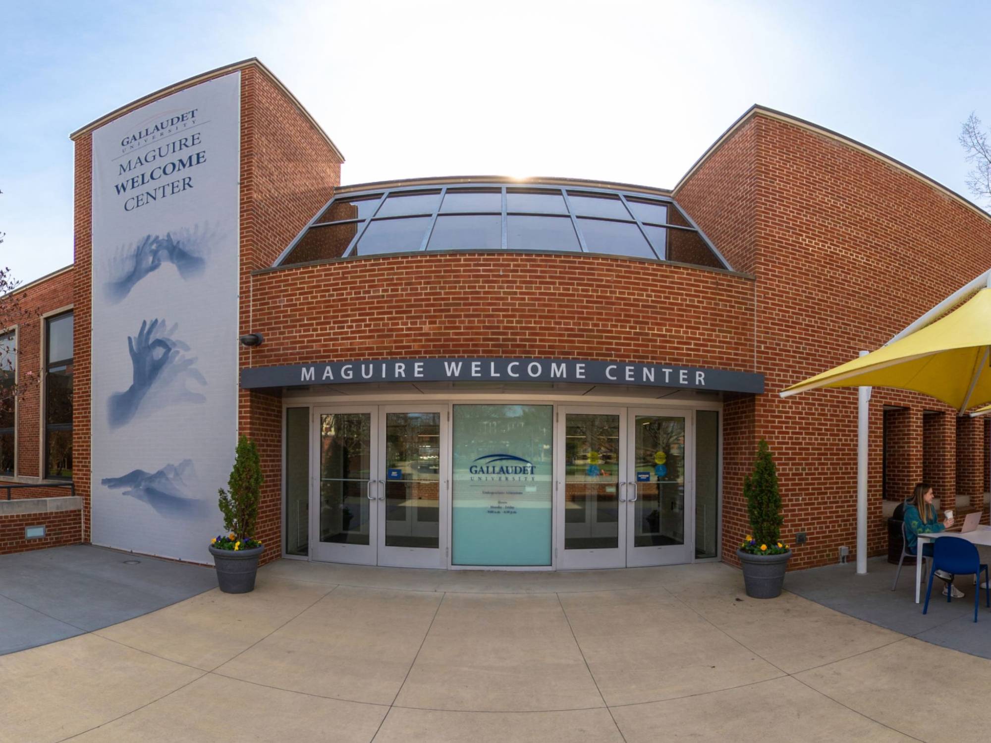 Gallaudet Virtual Tour Maguire Welcome Center